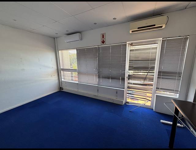 46M² OFFICE TO LET IN LA LUCIA